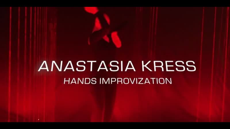 RED LIGHTS, Anastasia Kress, Hands