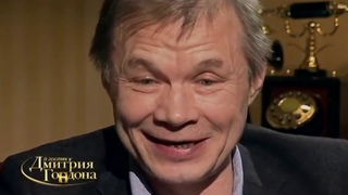 Этот смех напоминает звук когда хочешь завести москвич,который простоял 20 лет