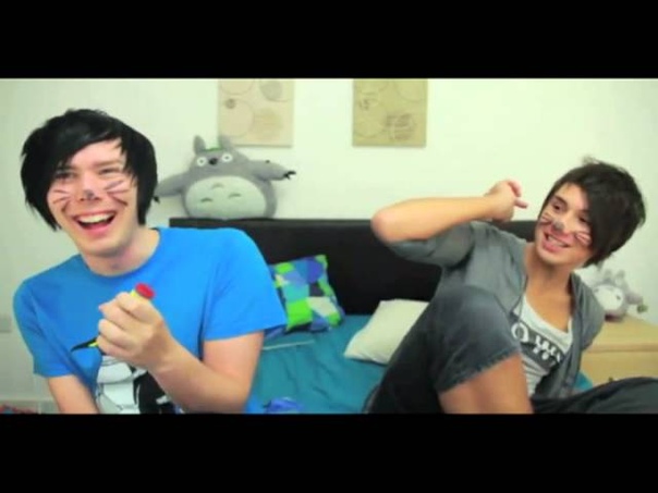 Kiss me, Dan and Phil ( Phan