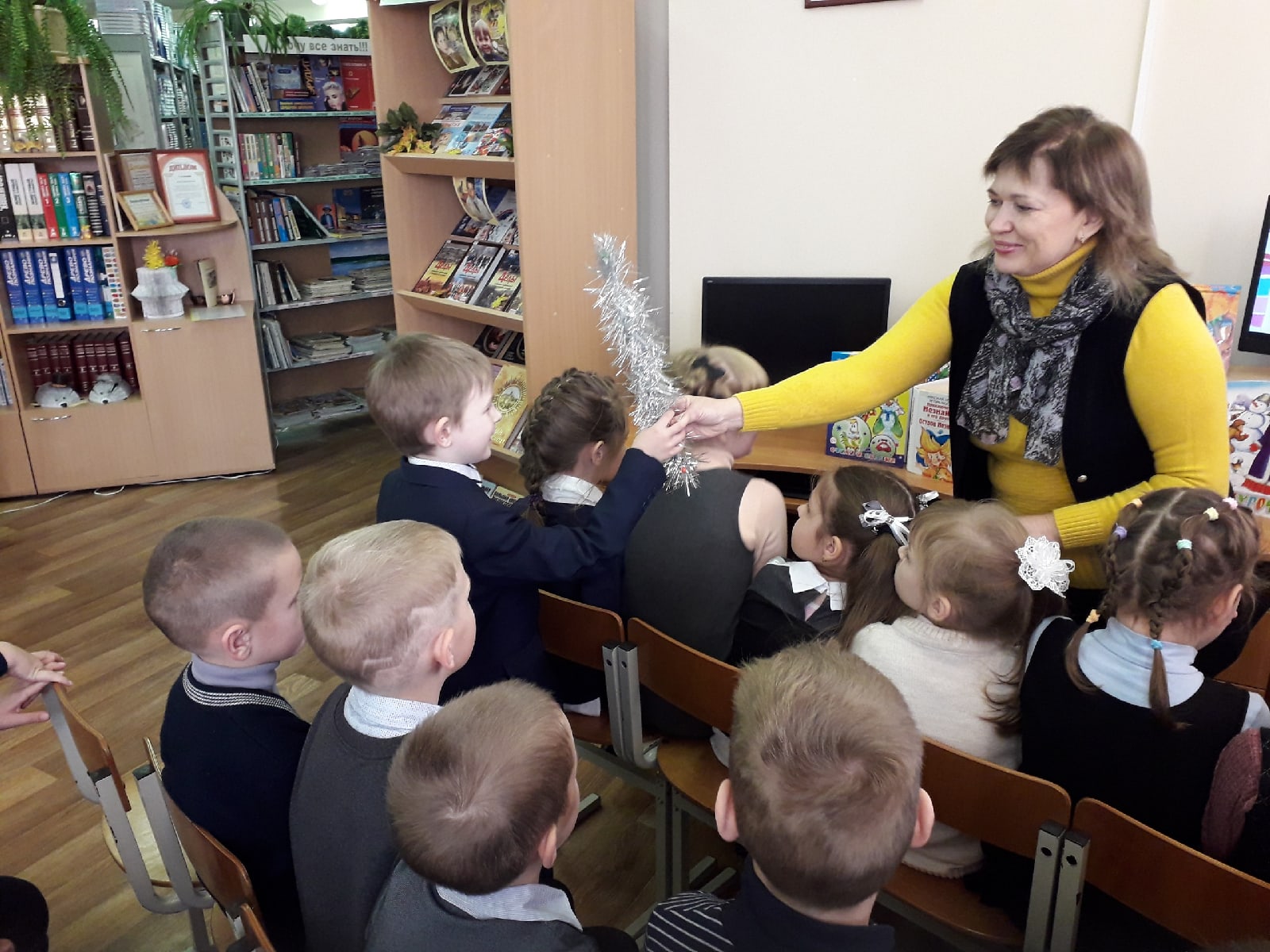 «Вам знаком книжкин дом?»