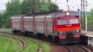 Электропоезд ЭД2Т-0018 станция Шемякино