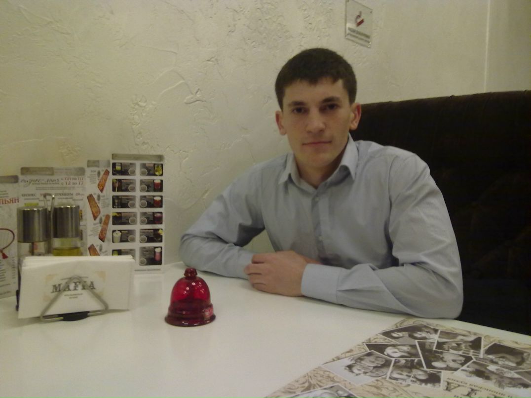 Павел Смуглий | Знаменка