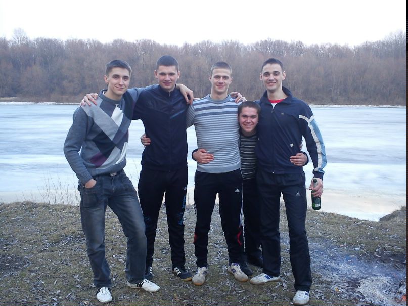 Володька Мурай ★ ★ ★ | Мена