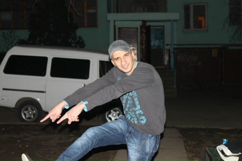 Михаил Маковей | London