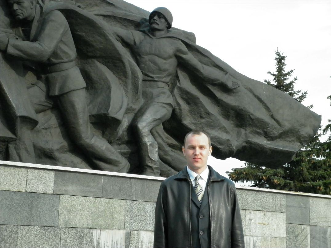 Andrei Larionov | Старое Дрожжаное