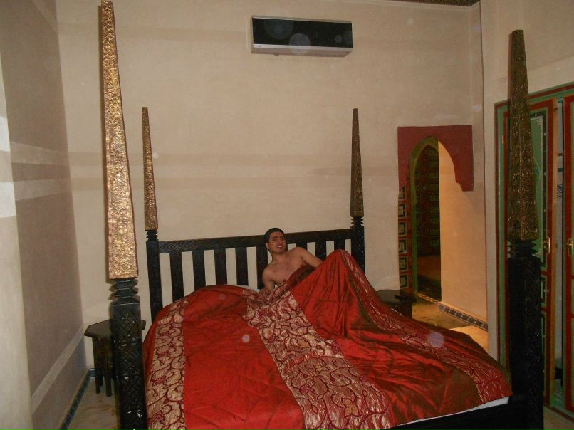 Ясин Zizo | Bruxelles