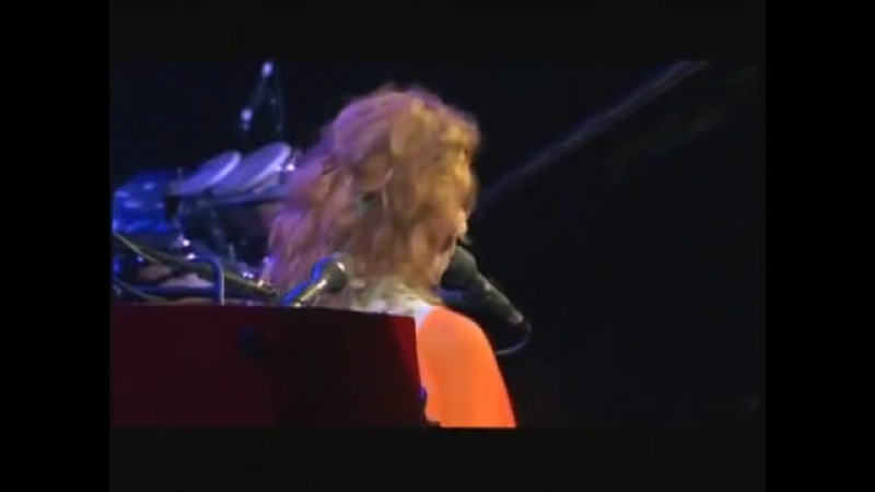 Tori Amos Crucify Live (best performance
