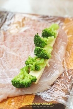 Куриные роллы с брокколи и сыром