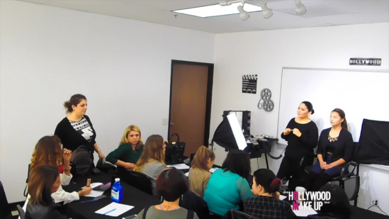 TNT Hollywood Makeup