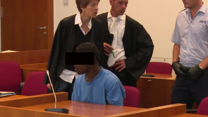 Prozess gegen Vergewaltiger Siegauen bei Bonn Frau vor den Augen ihres Freundes