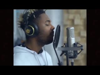 gimme the loot на английском
