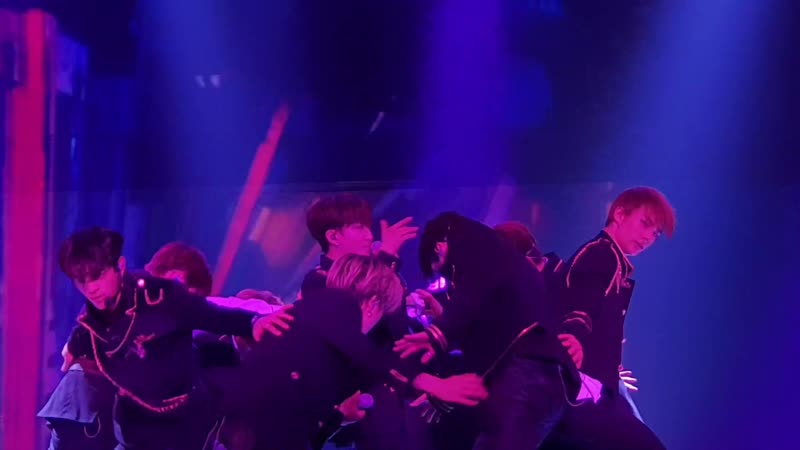 FANCAM 190126 UNVEIL TOUR in