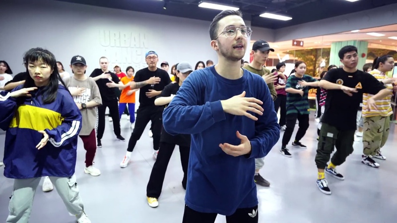 Overdose Chris Brown Agnezmo, Dylan Mayoral