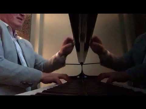 Einaudi Una