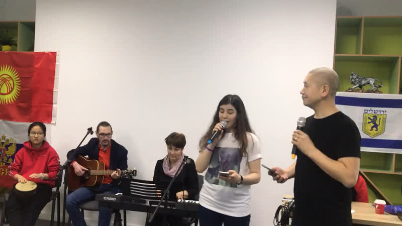 Айбек Жума и Елизавета Сулейманова