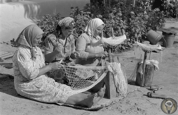 Румынская Народная Республика 1965 г Послевоенная засуха в Румынии, или как СССР румын спасал. Ч.-1 Значительную роль в послевоенном восстановлении Румынии сыграл Советский Союз. Ещё в 1945 году