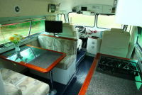 Flxible starliner rv. Кухня на колесах. Coach vehicle. Мини кухня для автобуса. Японский ретро автобус.