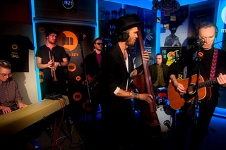 Wojtek Mazolewski feat. John Porter - Black M (Live at )