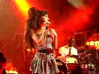 Amy Winehouse and Kelly Osbourne - Rehab