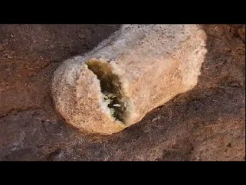 Вдоль берега Аргентины торчат не только
