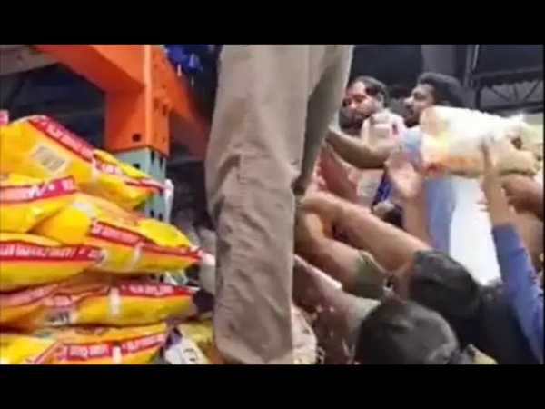 People Are Panic Buying Rice As Stores Run Out In US After India Announces Export