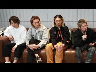 ONE OK ROCK chat about their crazy career and the Japanese music (Рус.суб.)