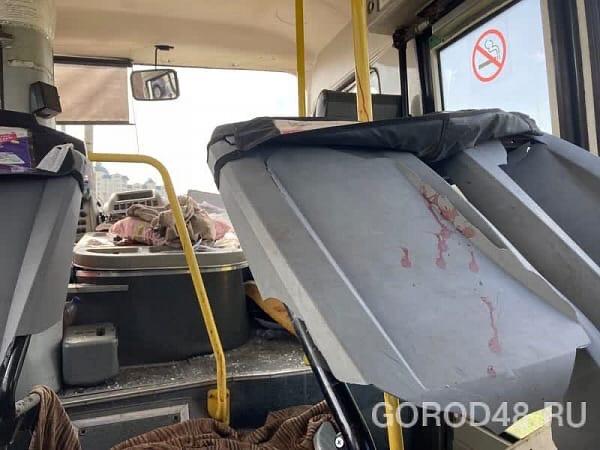 В результате ДТП пострадали 15 человек – пассажиры автобуса «ПАЗ», один из них – несовершеннолетний Это картинка