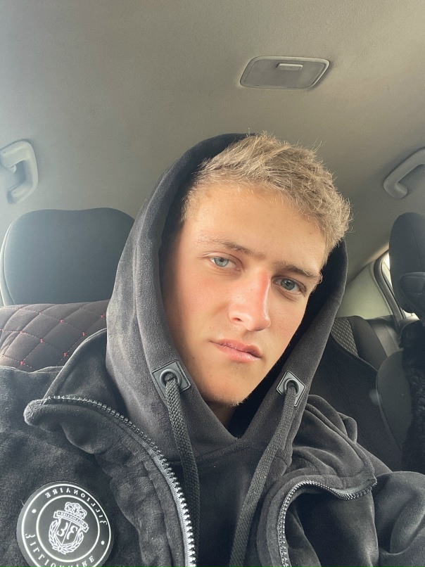 Дмитрий Чернобровкин |