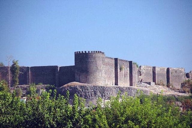 Крепость диярбакыр Крепость диярбакыр