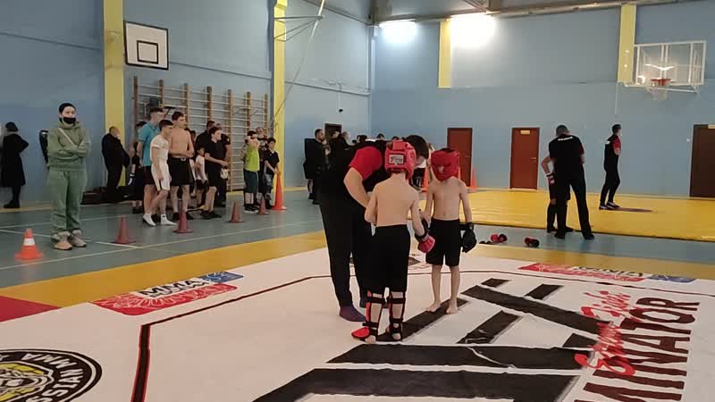 Dominator Extreme Fight 12