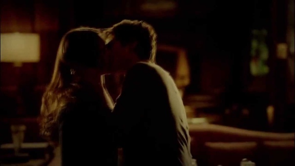 Damon Elena