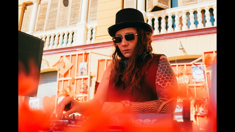 Valerie Jane opening set at Cabaret Libre in Casino La Floresta, Barcelona