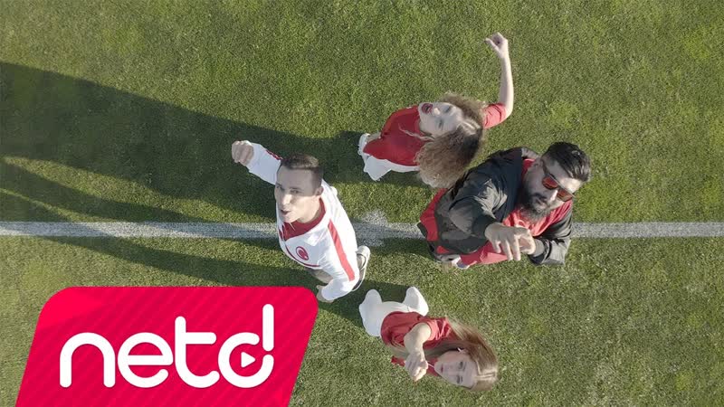 Mustafa Sandal Derya Uluğ Eypio Irmak Arıcı Bizim
