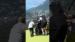 Petit vol en parapente avec lquipe dHandi Chamois #parapente #annecy #handicap